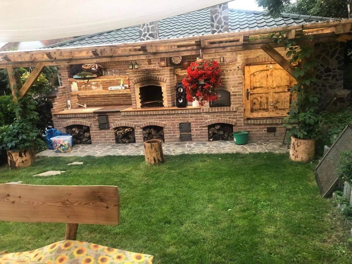 Apartamento Gazdovsky Dvor Peter Jurky Vasilov Exterior foto